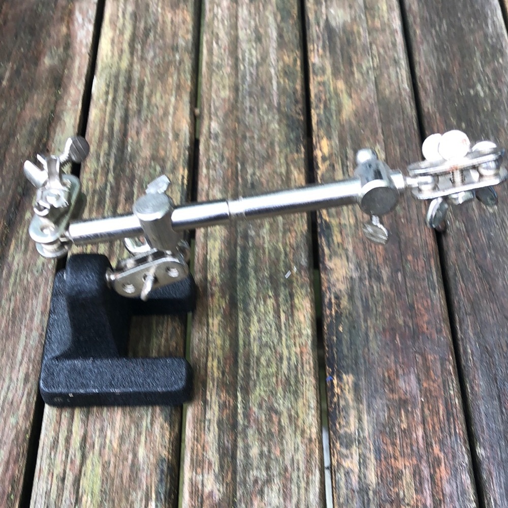 Model building holder